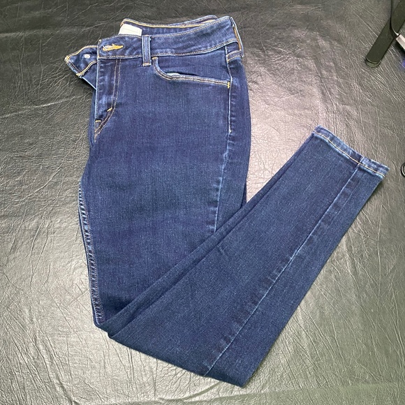 Levi Strauss & Co. Denim Lady's Jeans (31) - Picture 3 of 9